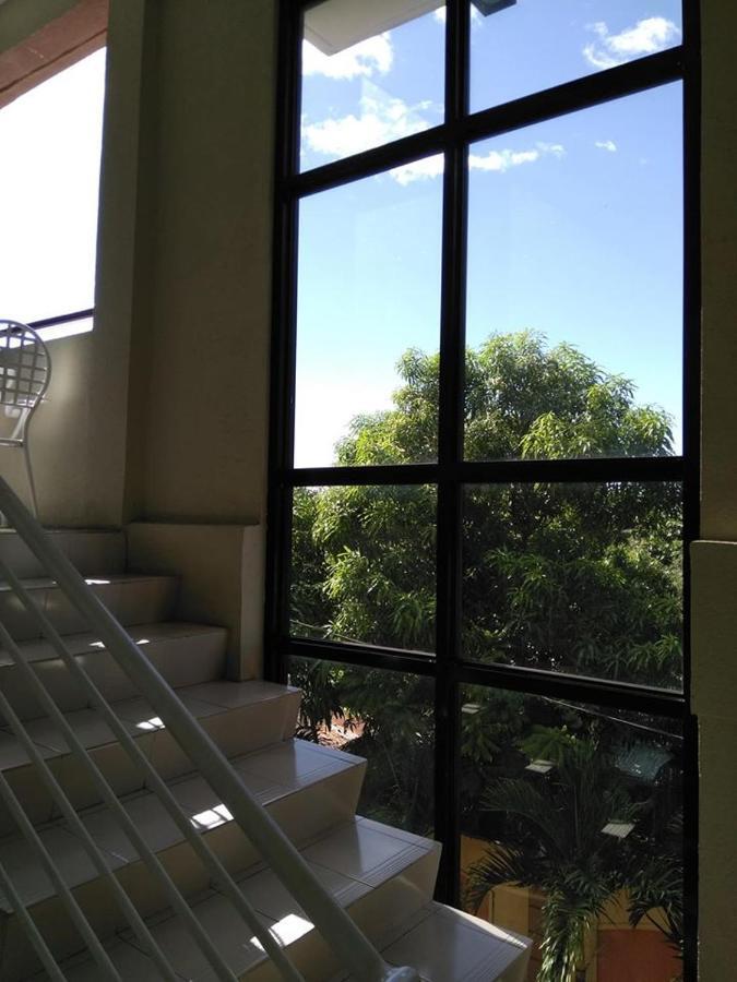 V.F. Riton Apartelle Laoag Zewnętrze zdjęcie