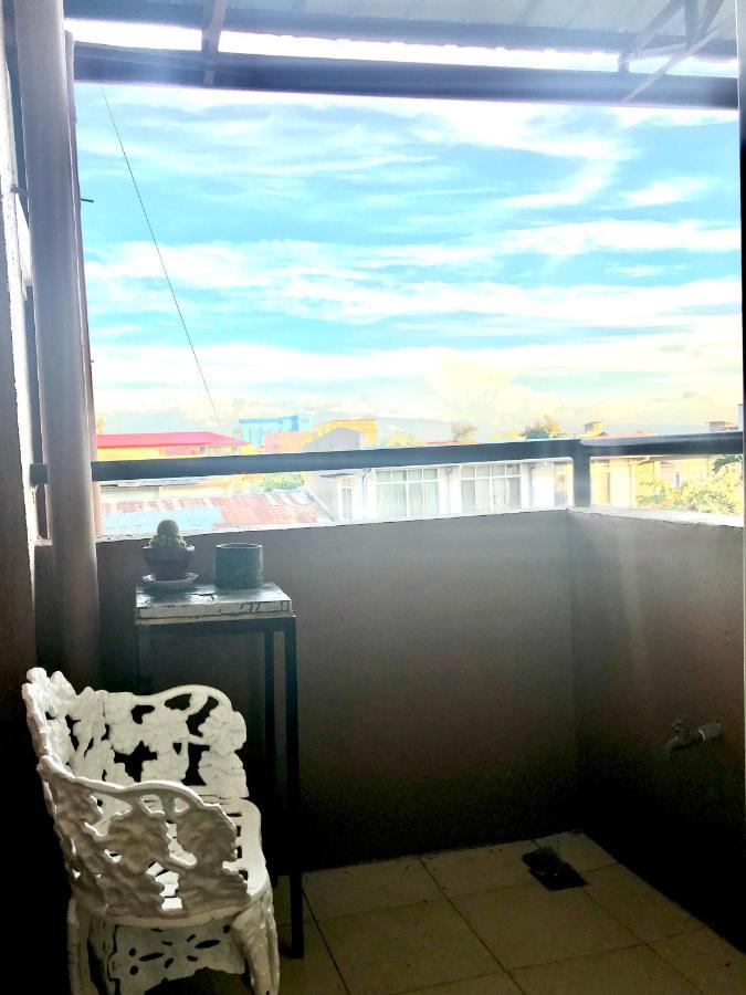 V.F. Riton Apartelle Laoag Zewnętrze zdjęcie