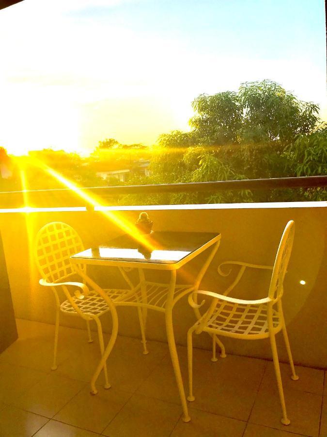 V.F. Riton Apartelle Laoag Zewnętrze zdjęcie